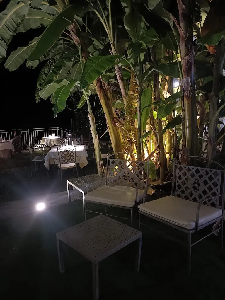 FRANCESCA ESPOSITO_Vecchia Stazione 3.0 NUOVA GESTIONE_Pisciotta_review