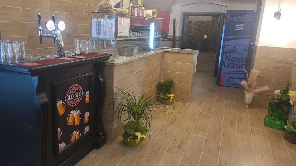 Old Style Pizzeria e Girarrosto restaurant in Pollena Trocchia