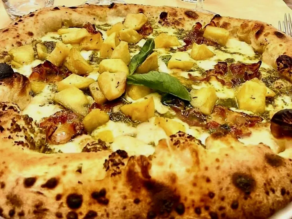 Maurizio Turchetti_Bump_Pollena Trocchia_review