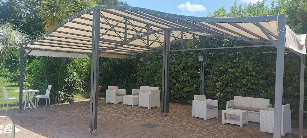 Lime School_Villa Antica_Pollena Trocchia_review