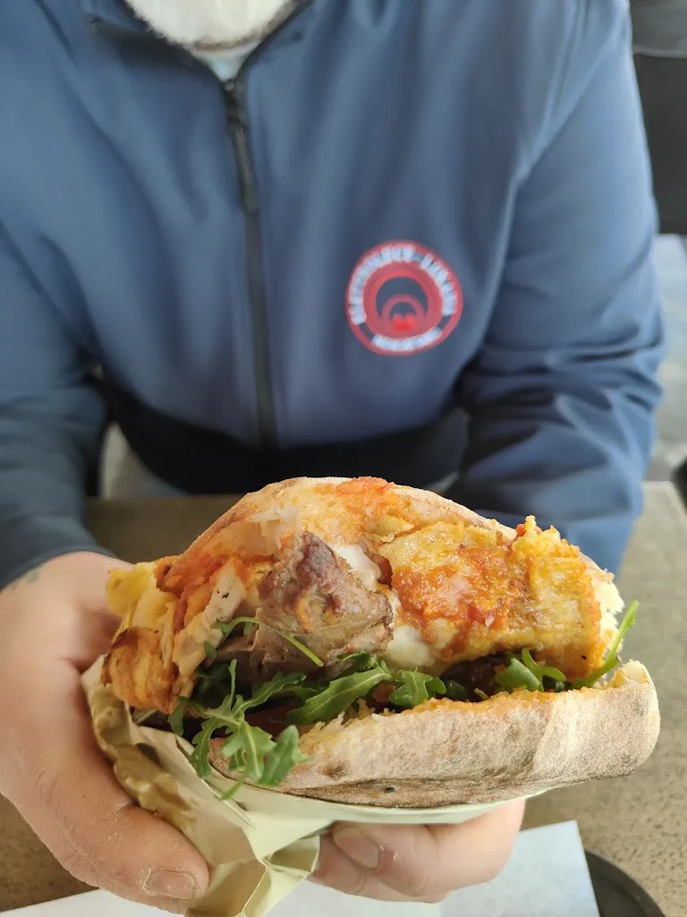 Lady Pizza_Polvica_slider_image_2