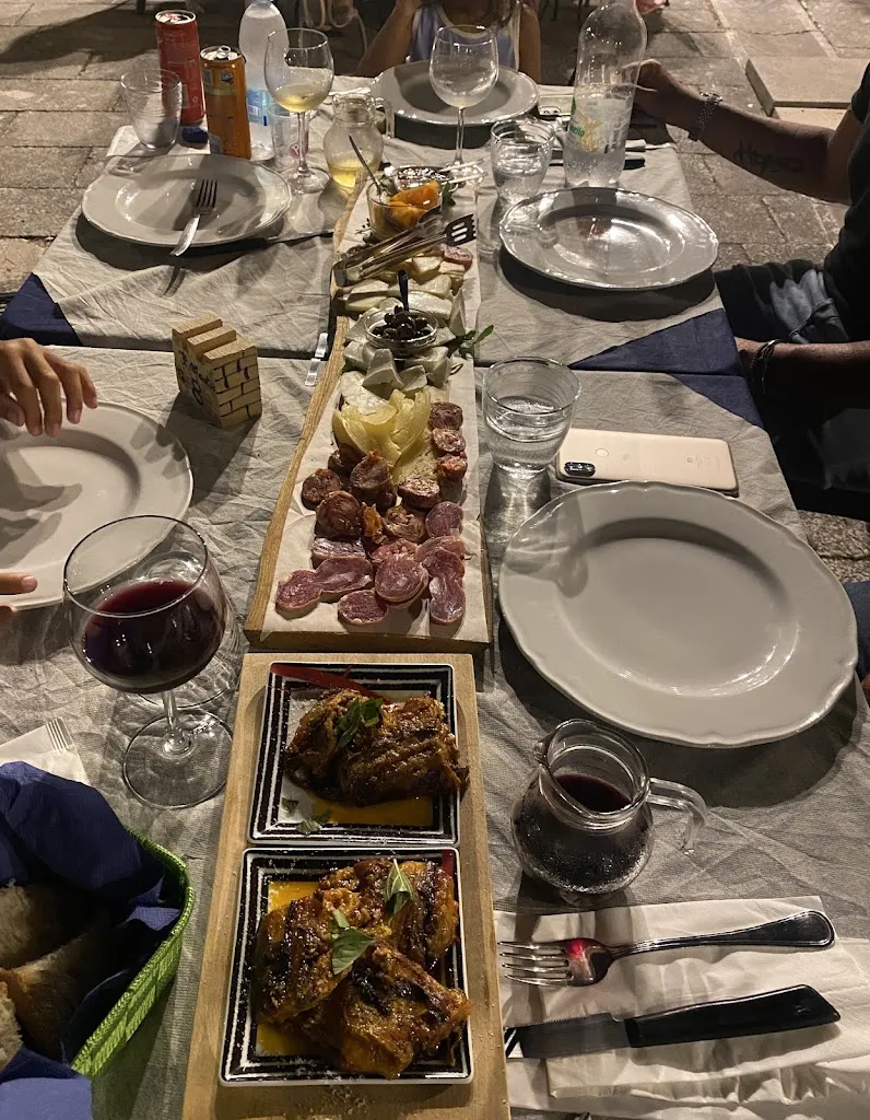 Juni Alam_Il Mastio_Policastro Bussentino_review