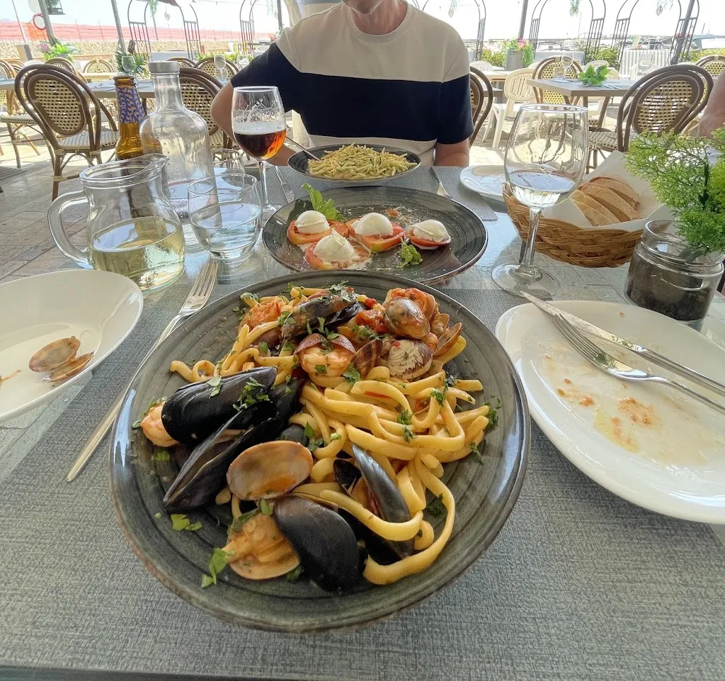 carmen farrell_Il Porticciolo_Policastro Bussentino_review