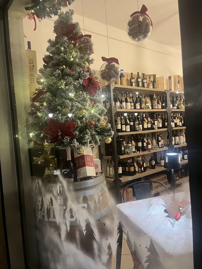 Il Calice Enoteca/winebar restaurant in Policastro Bussentino