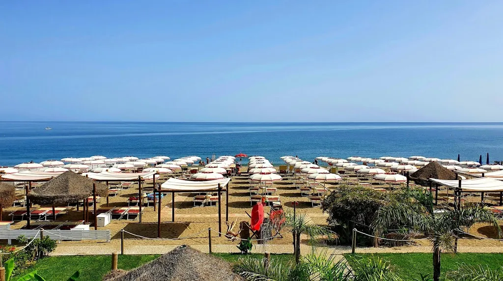 Marajò Lido restaurant in Policastro Bussentino