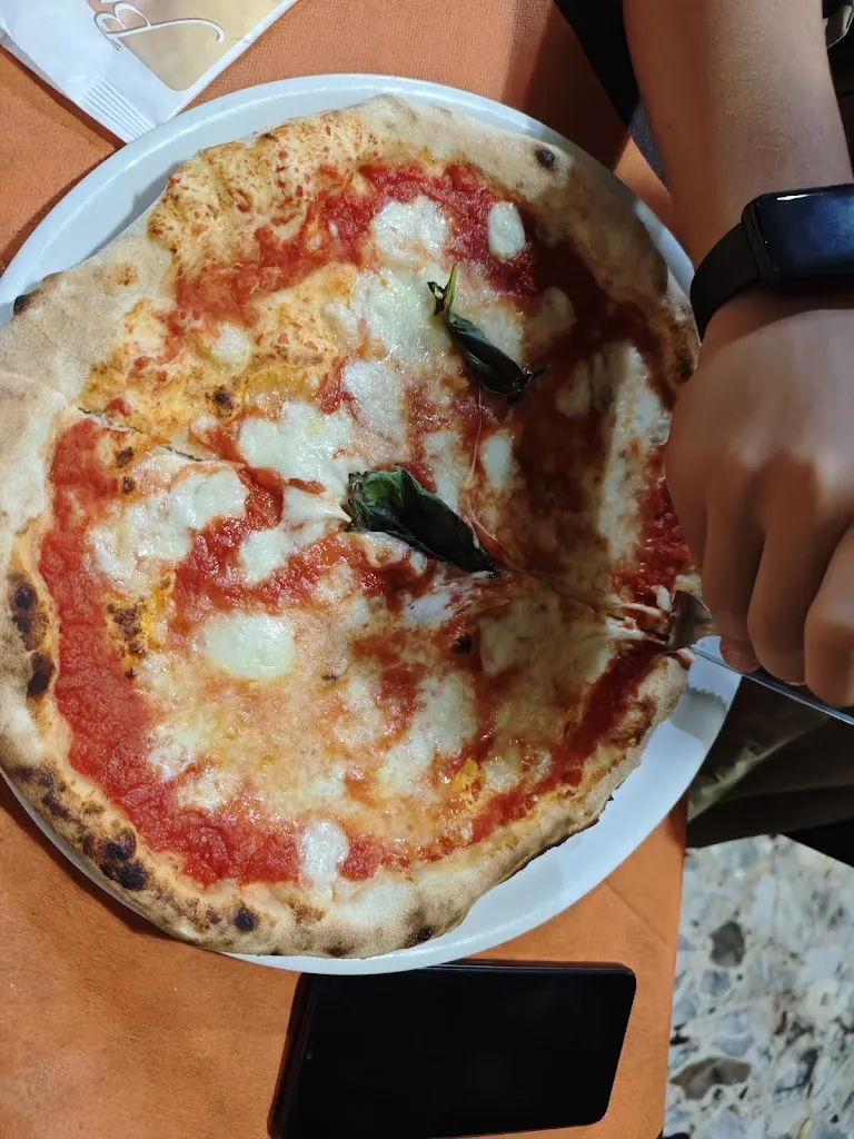 Antonello Arena_Pizzeria Frijenno e Magnanno_Policastro Bussentino_Bewertung