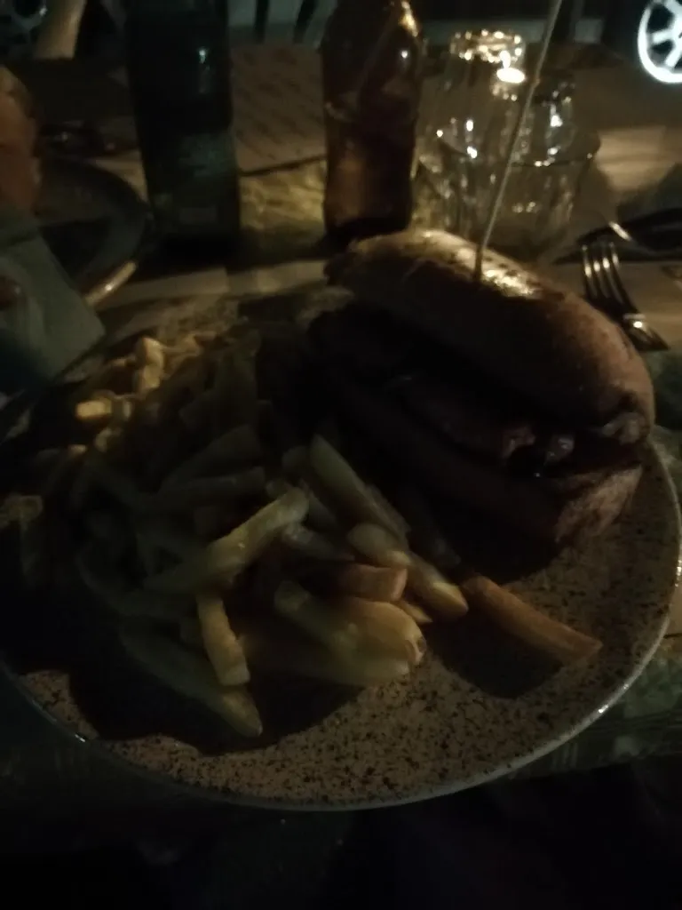 Bar Pizzeria_Policastro Bussentino_slider_image_2