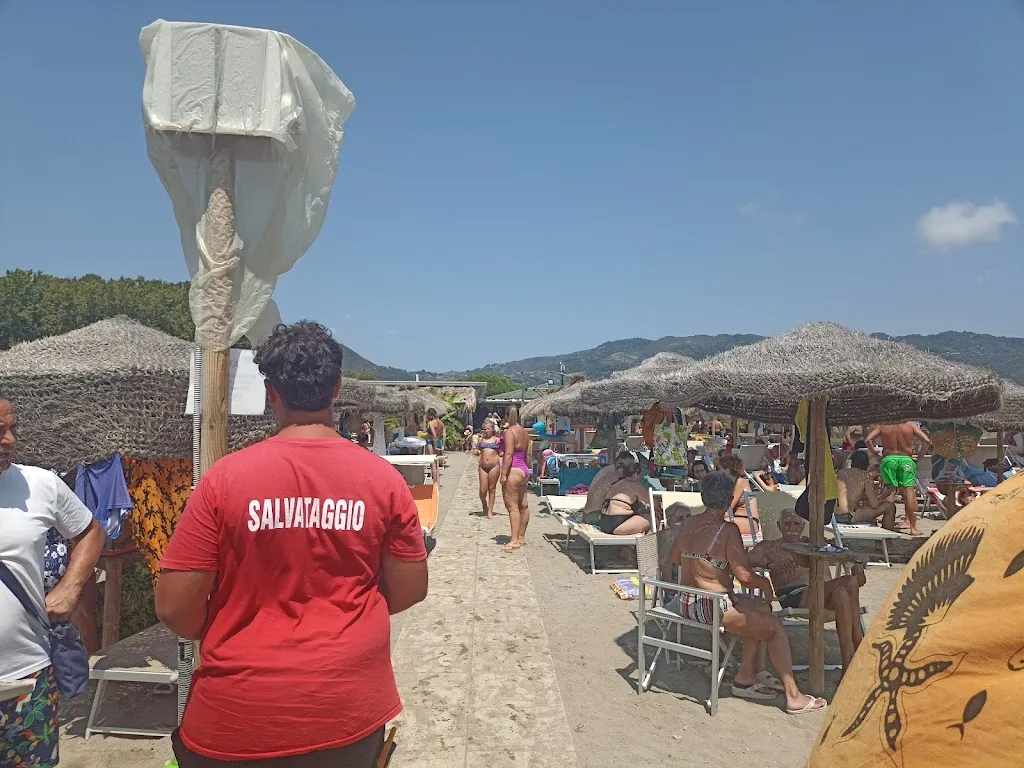 Luca Scavone_Il Lido Coco Bongo_Policastro Bussentino_review