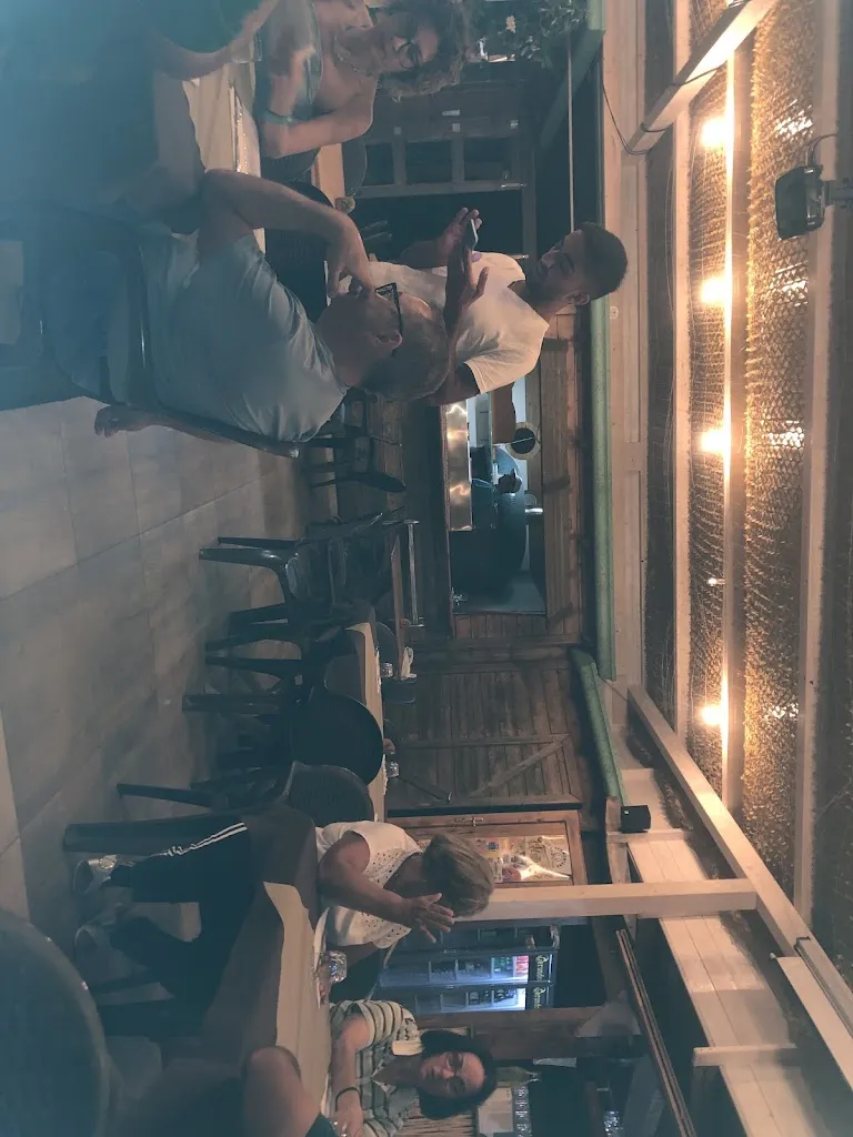 toni manero_Il Lido Coco Bongo_Policastro Bussentino_review