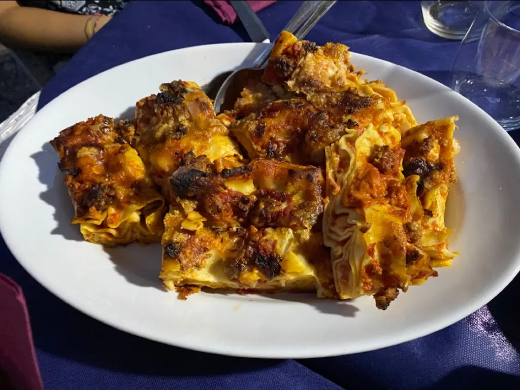 Osteria degli Antichi Vinai restaurant in Policastro Bussentino