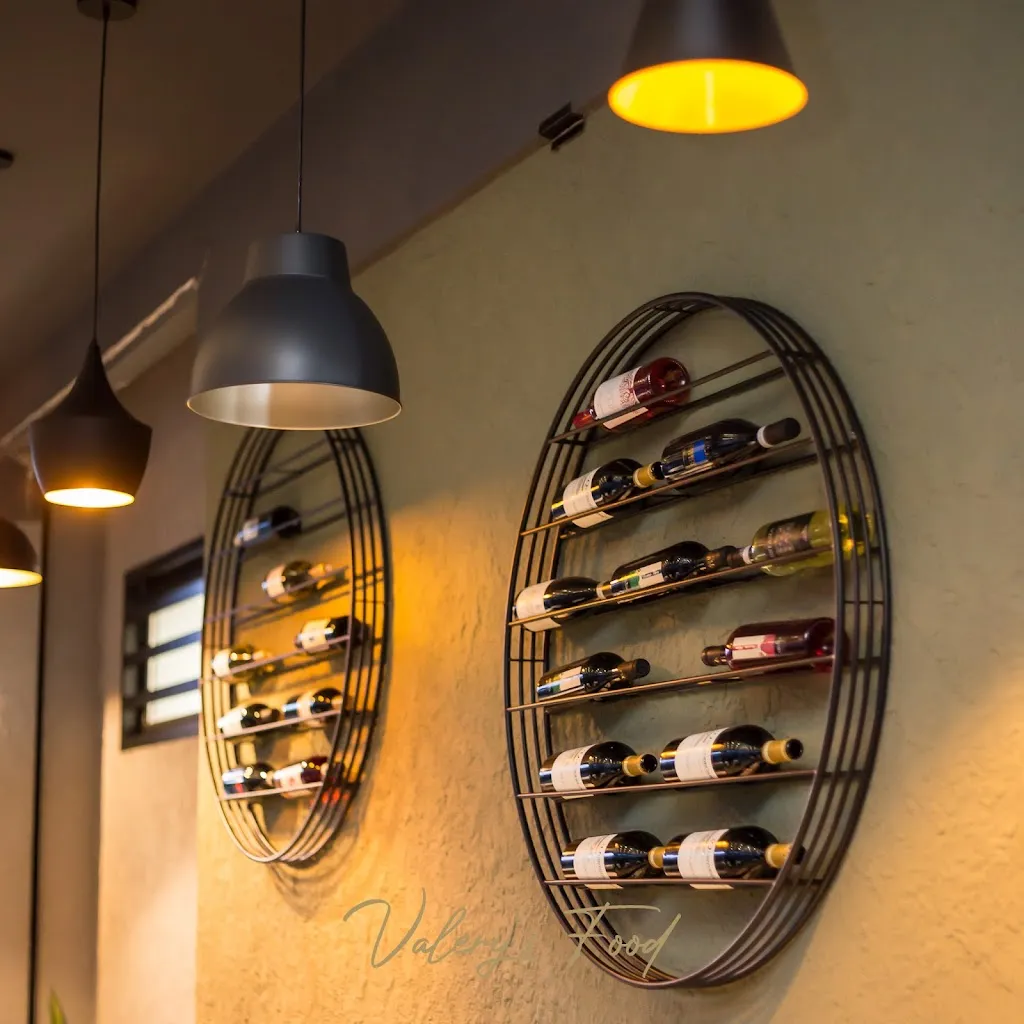 Valery's Food Restaurant restaurant in Ponticelli