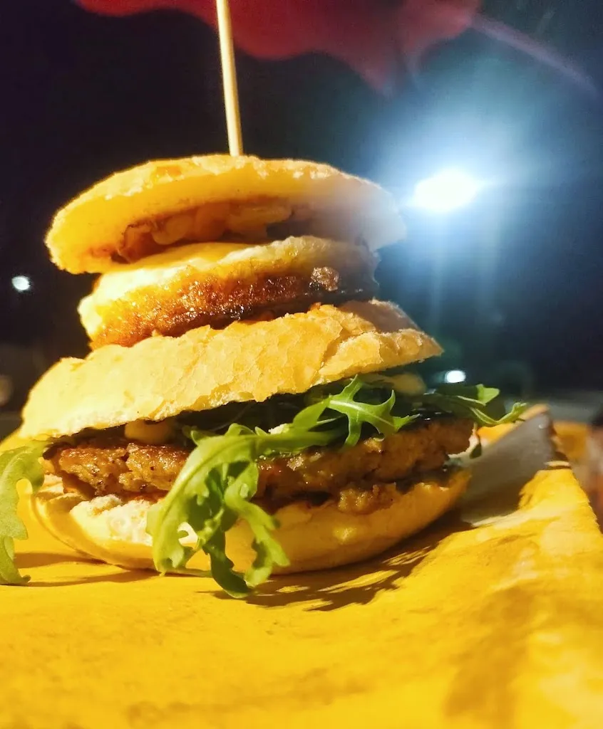 Menu_SHAKA Street Food & Fun_Martinsicuro_image_9