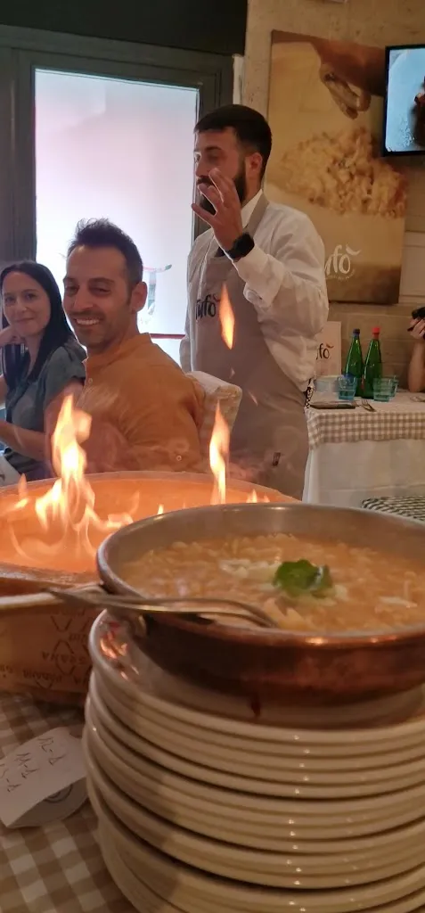 Pedro Jose Aguilar Curbata_Tufò - Trattoria Gourmet_Posillipo_review