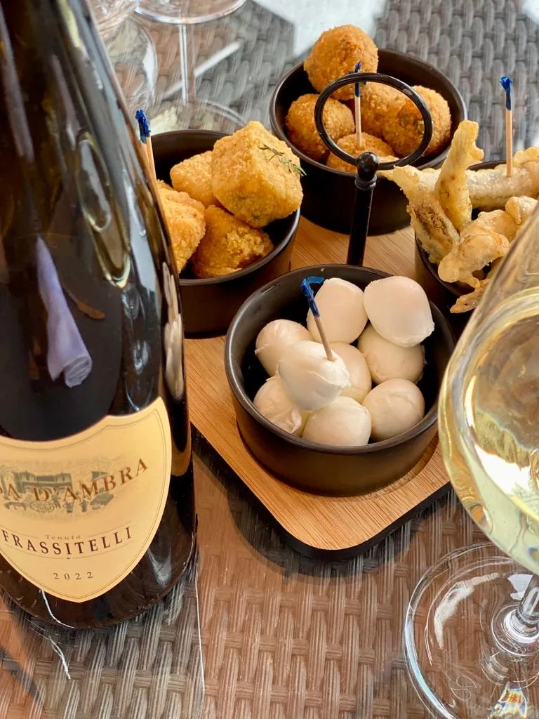 Paradisoblanco Restaurant_Posillipo_slider_image_3