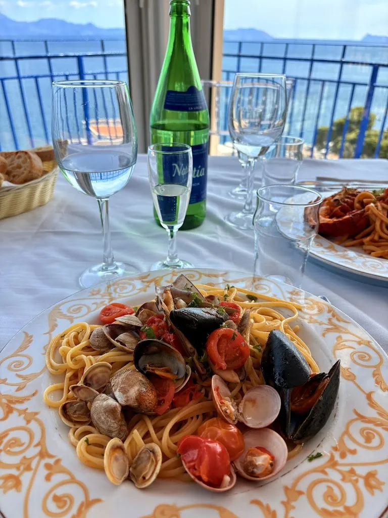 Ristorante Reginella_Posillipo_slider_image_3