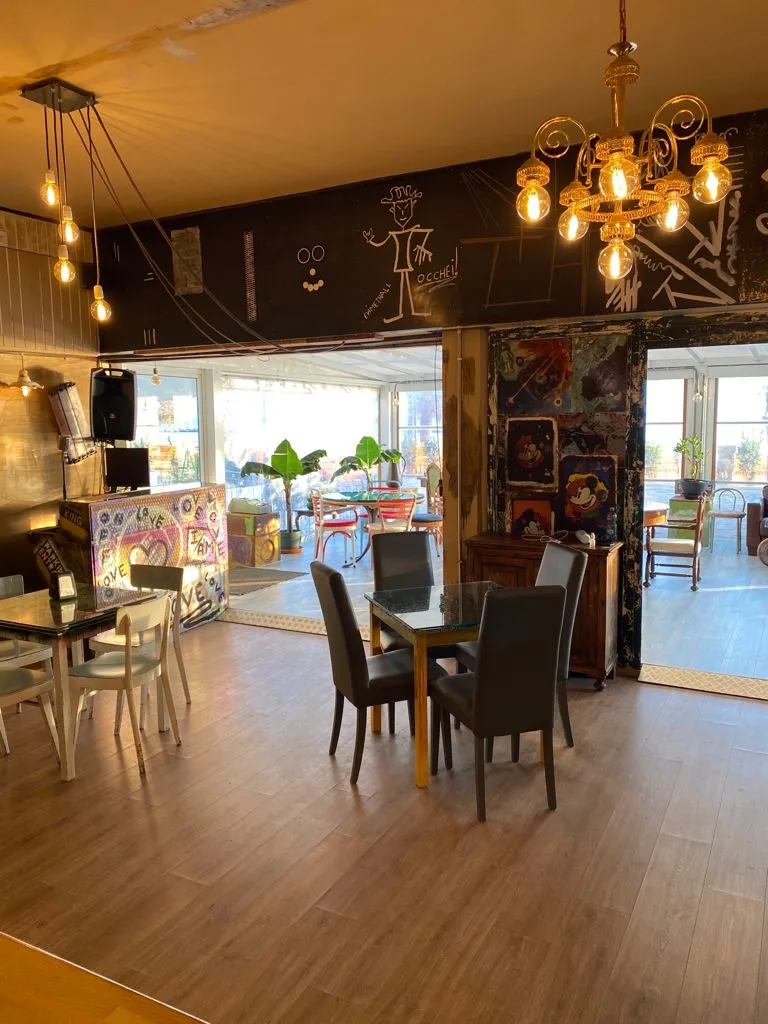 Bar Giuliano e Primo restaurante en Martinsicuro