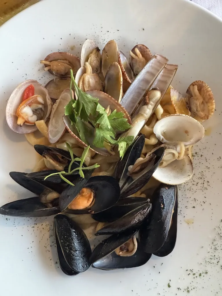 Charlotte P_Lo Guarracino_Positano_recensione