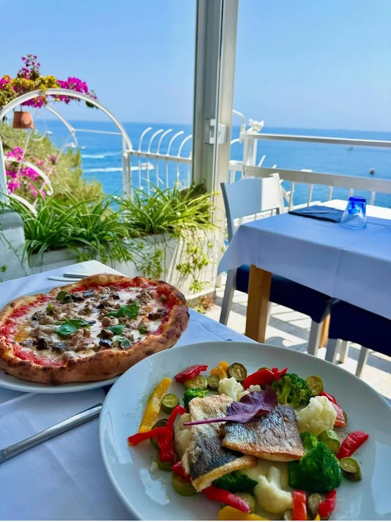 Lo Guarracino_Positano_slider_image_3