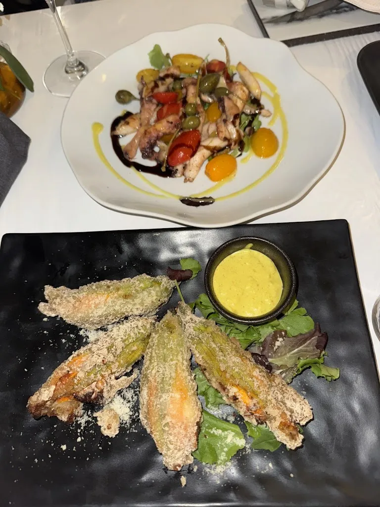 Lexi Burnette_Il Ritrovo_Positano_review