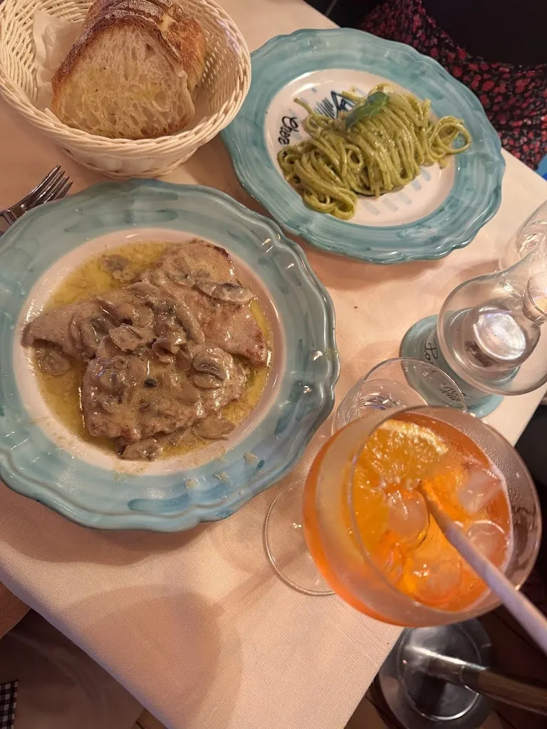 Domenic Cinelli_Chez Black_Positano_review