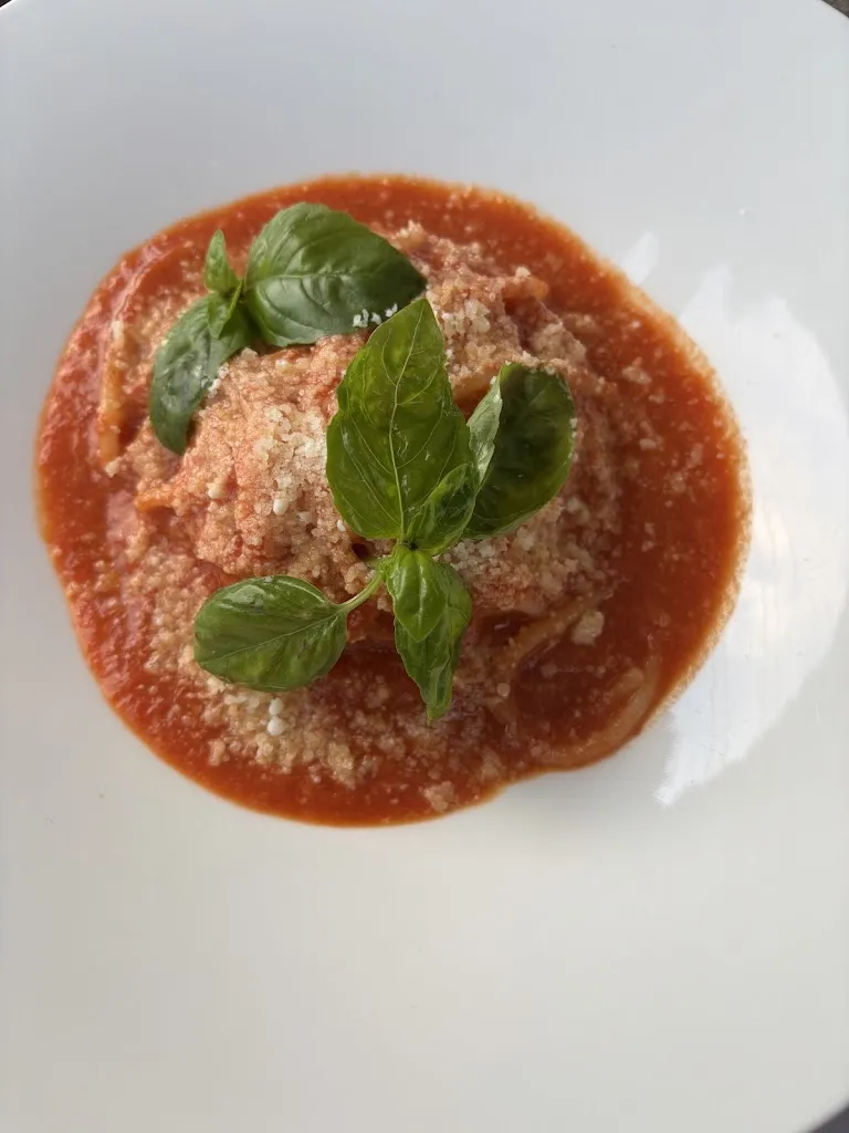 Julie Sipos_Next 2_Positano_review