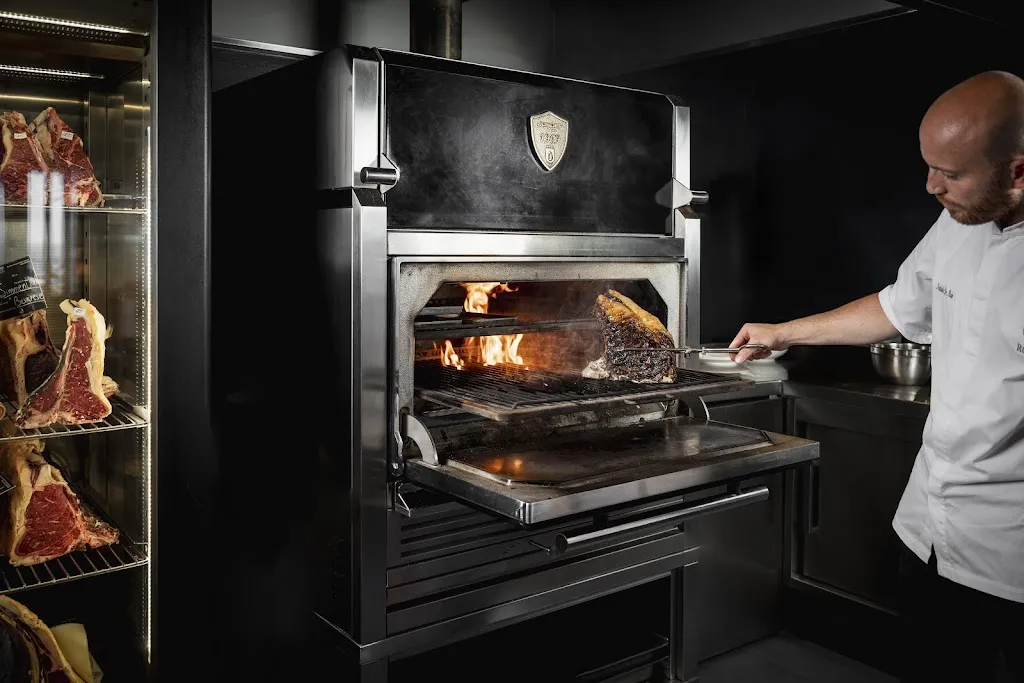 Roc - Pizza & Steak restaurant in Positano