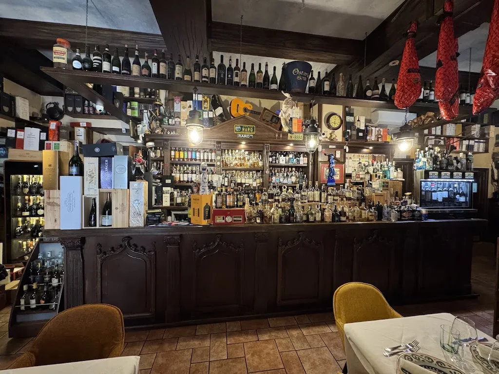 Osteria Raro restaurant in Pomigliano d'Arco