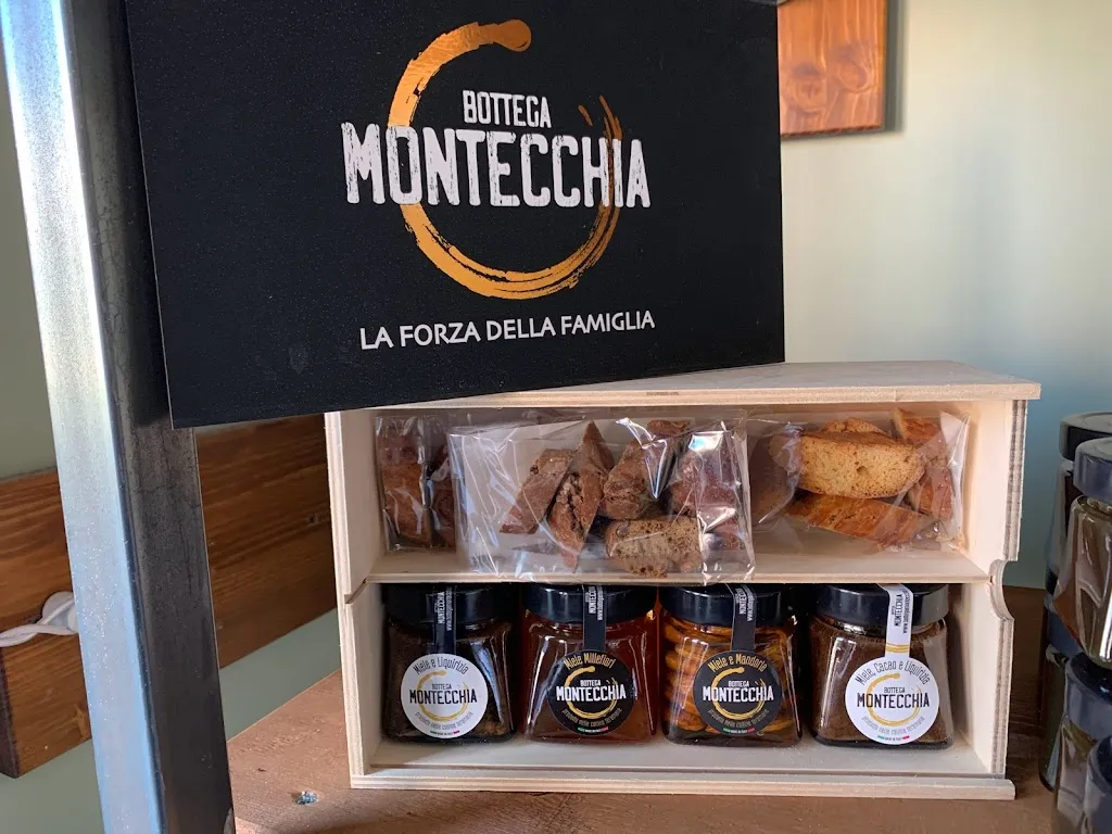 Ottaviani 64014 restaurant in Martinsicuro