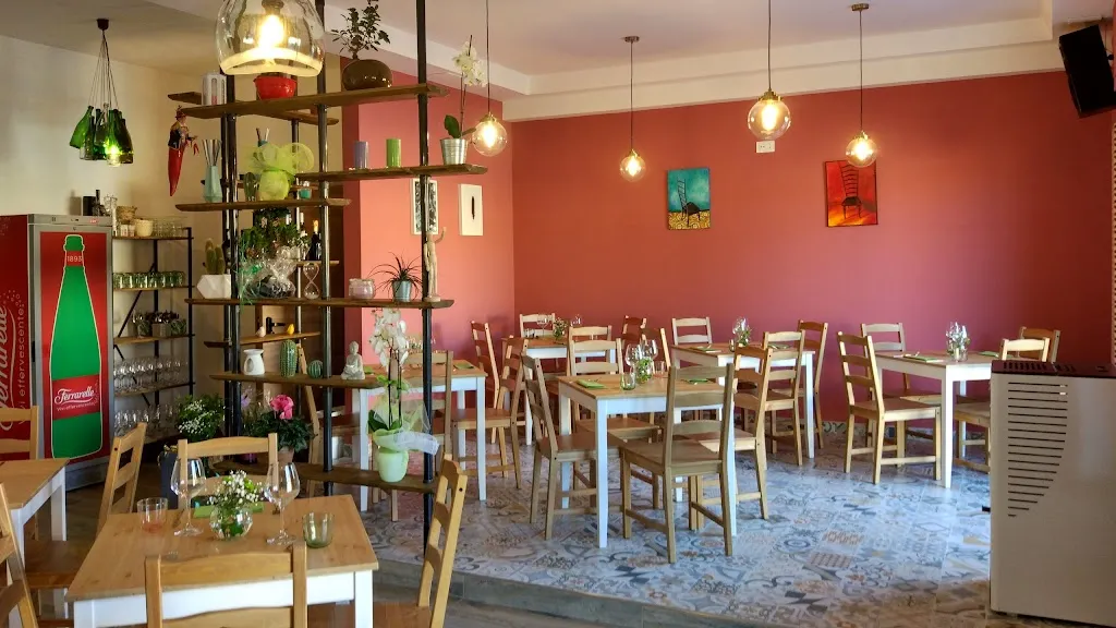 Lo Famo Sano restaurant in Pomigliano d'Arco