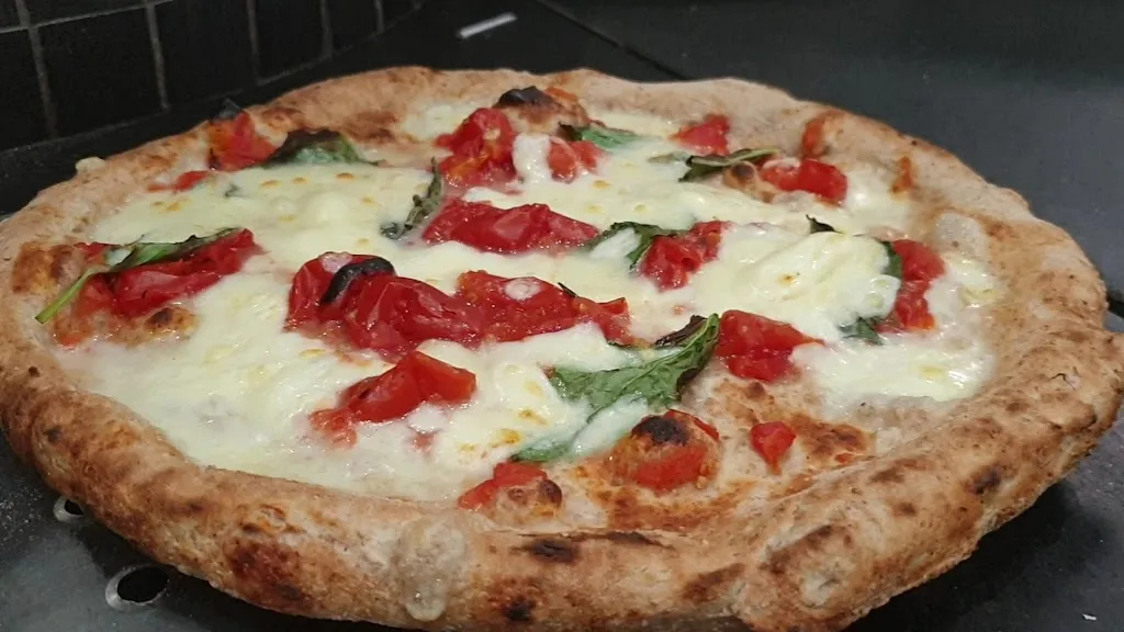 FALERNUM ristorante - pizzeria_Pomigliano d'Arco_slider_image_2