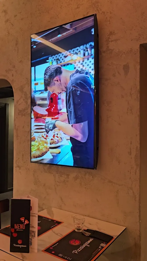 Pizzaingrammi Pomigliano_Pomigliano d'Arco_slider_image_2