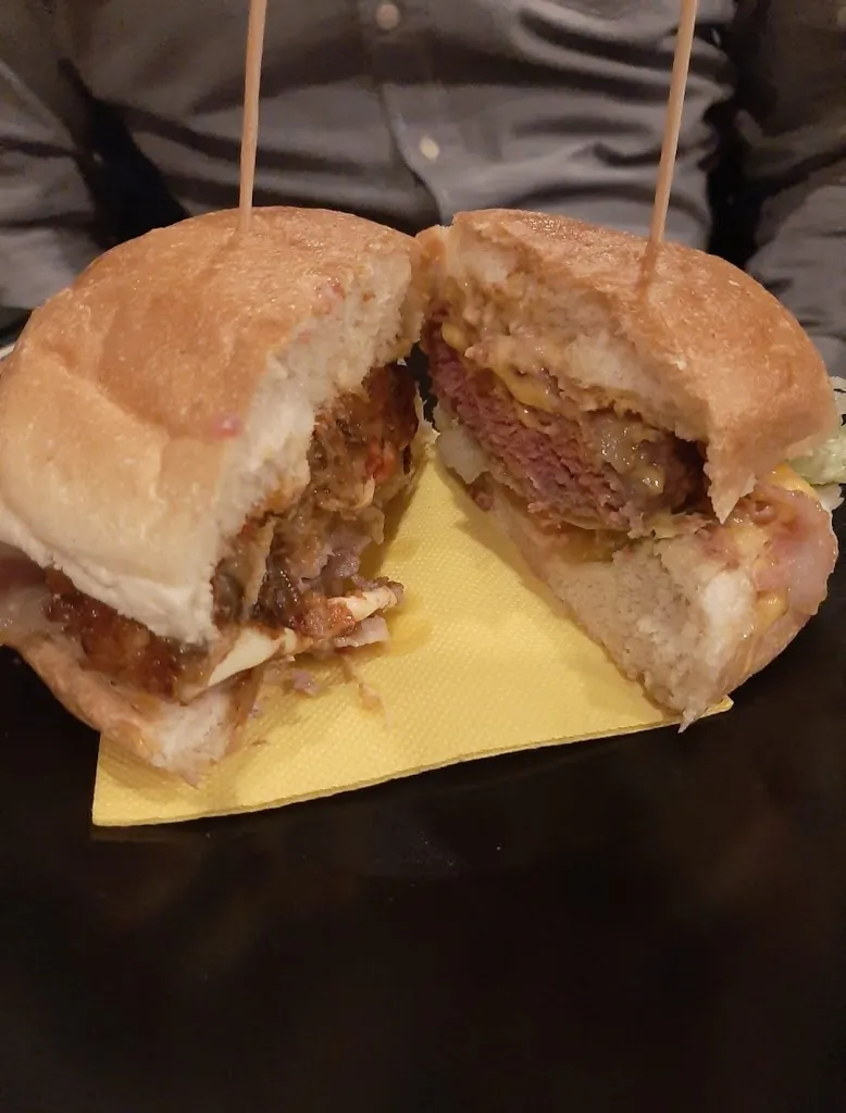 Luca Errico_Centro Storico Beer Store_Pomigliano d'Arco_review