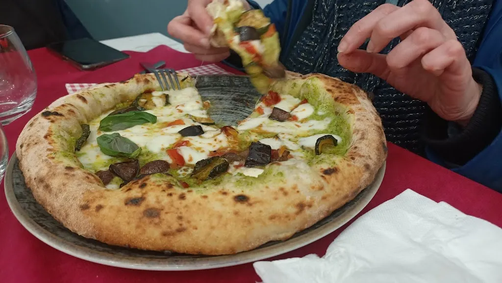 Roberto Esse_Ristorante Pizzeria Kalò 5.0_Pomigliano d'Arco_review