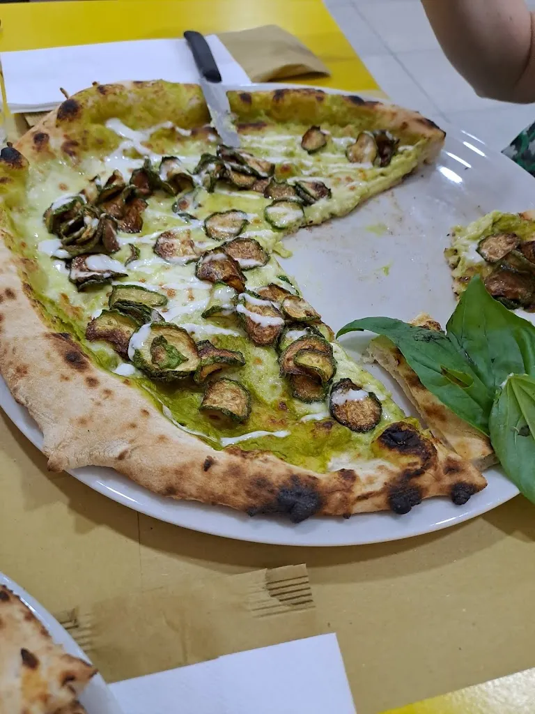 Menu_Pizzeria Favurit'_Pomigliano d'Arco_image_4