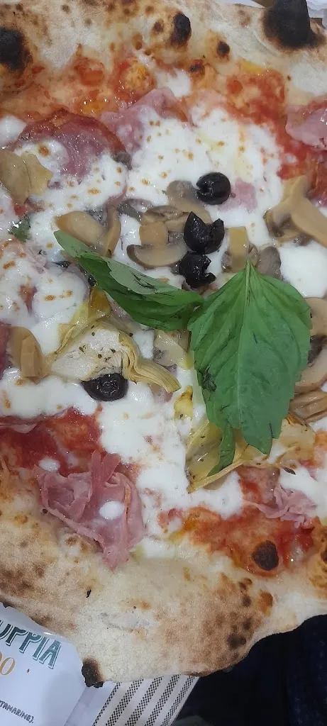 Menu_Pizzeria Favurit'_Pomigliano d'Arco_image_5