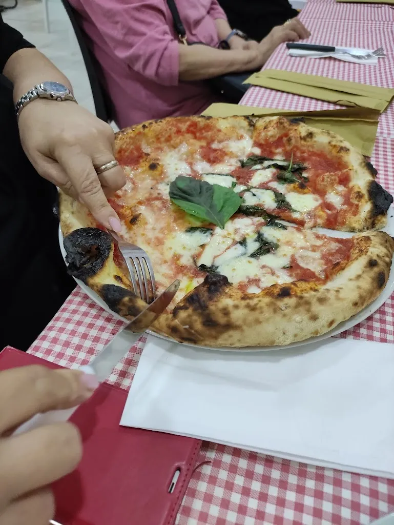 Menu_Pizzeria Favurit'_Pomigliano d'Arco_image_6