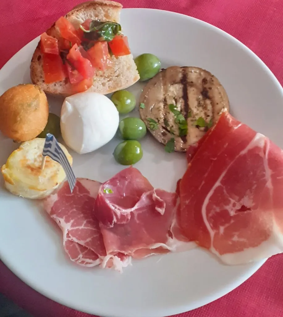 Ristorante Il Nocciolo_Prata di Principato Ultra_slider_image_3