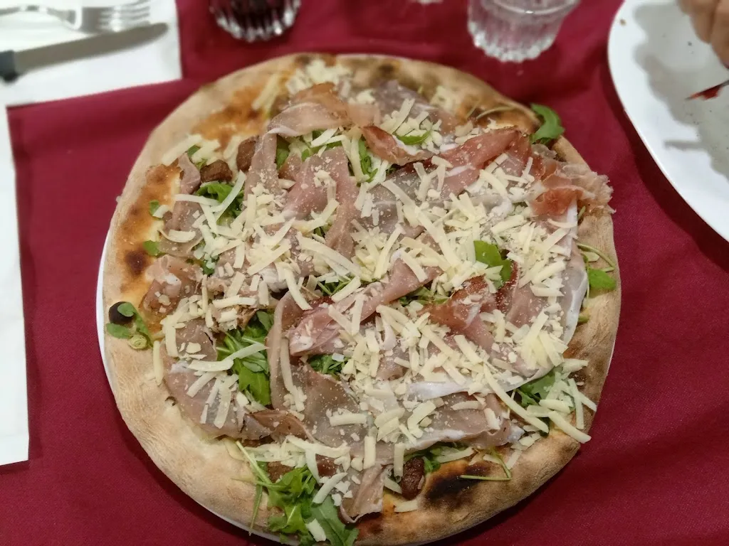 Menu_Pizzeria La Fontana_Pozzillo_image_5