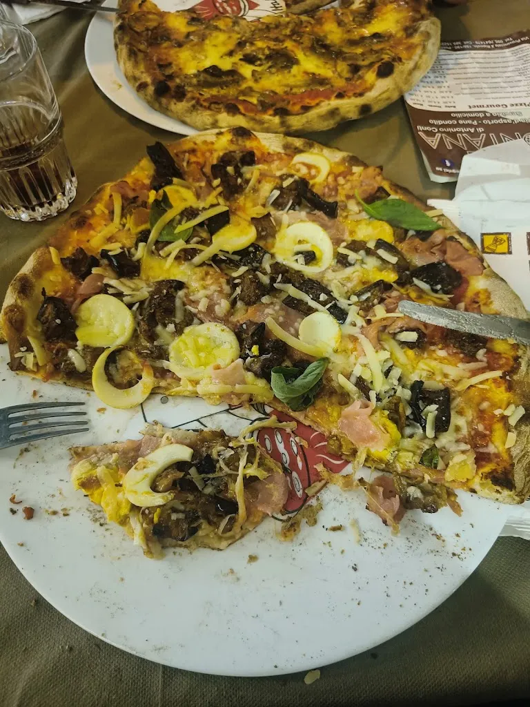 Menu_Pizzeria La Fontana_Pozzillo_image_7