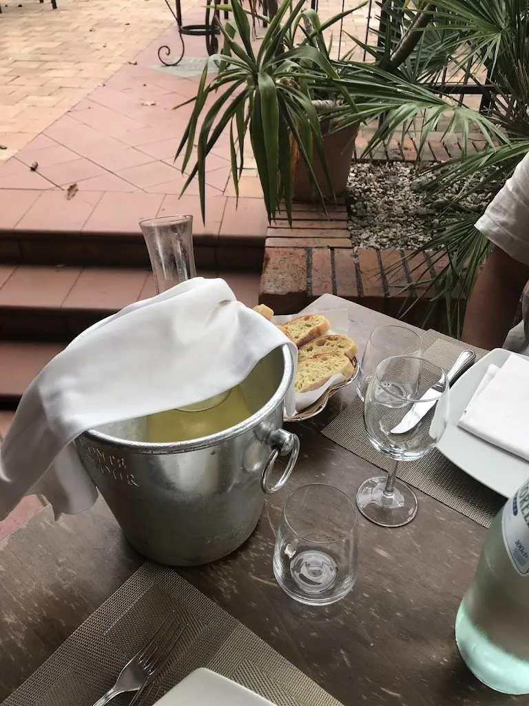 Alina Gor_La Conchiglia_Pozzillo_review