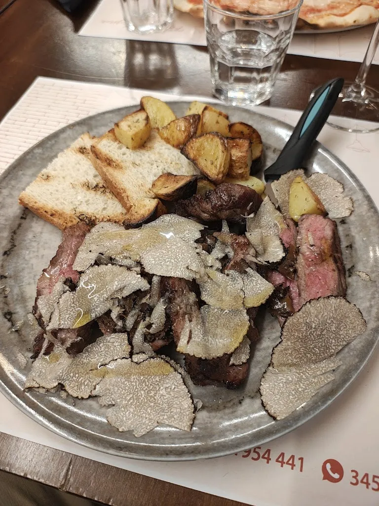 D. K._Pizzeria La Ruota di Mattia & Loris_Martinsicuro_review