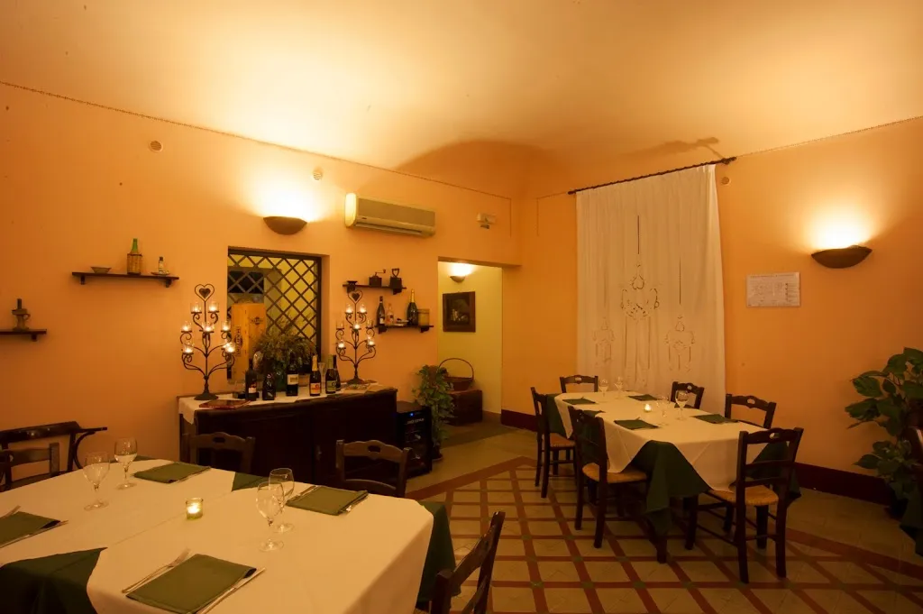 Ristorante Trattoria Vico Proiette_Pozzillo_slider_image_1