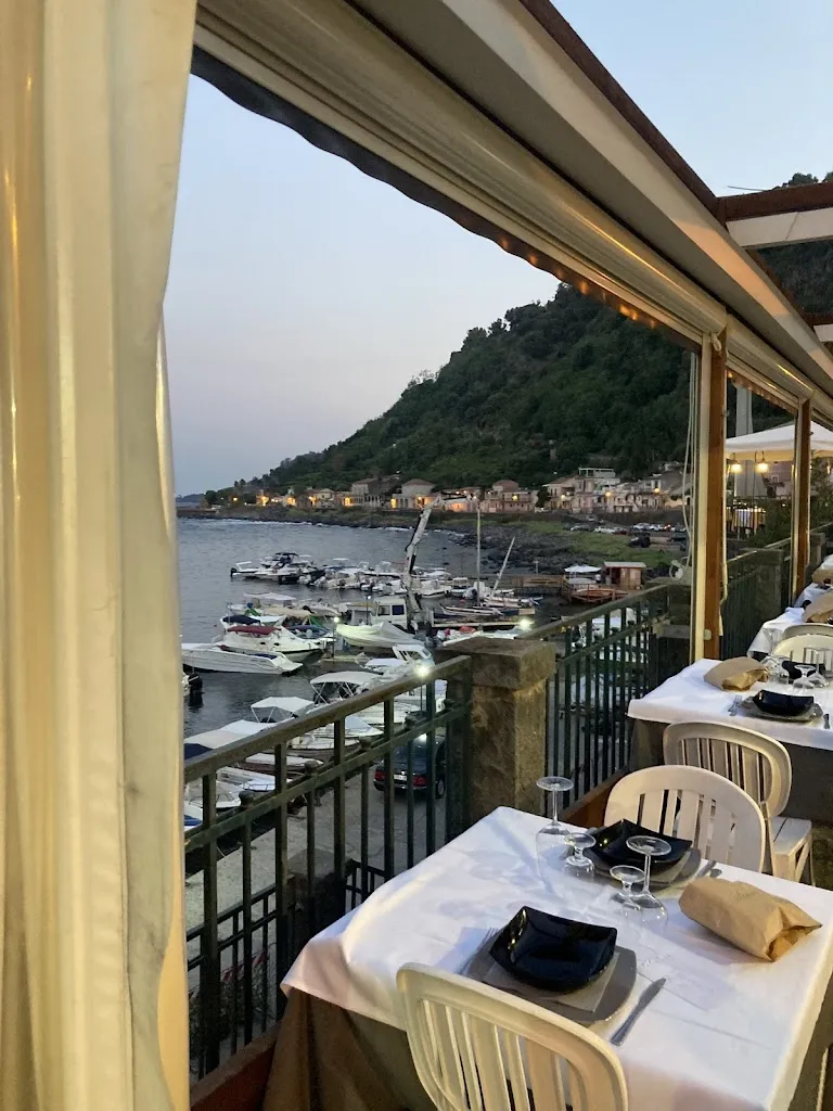 Trattoria La Grotta_Pozzillo_slider_image_1