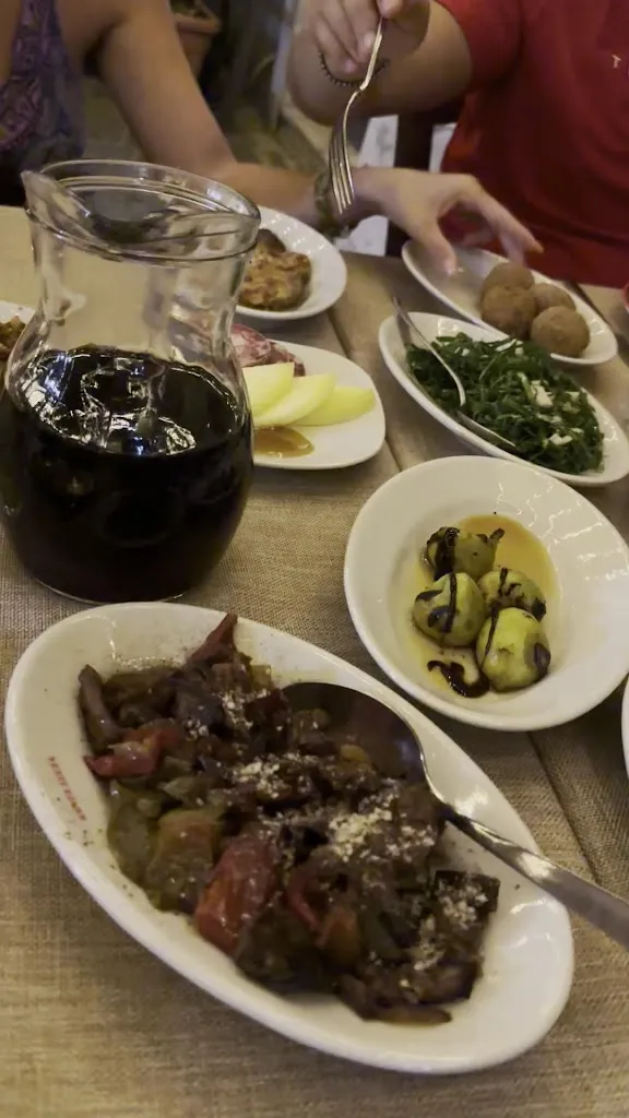 Trattoria U Puttusu_Pozzillo_slider_image_2