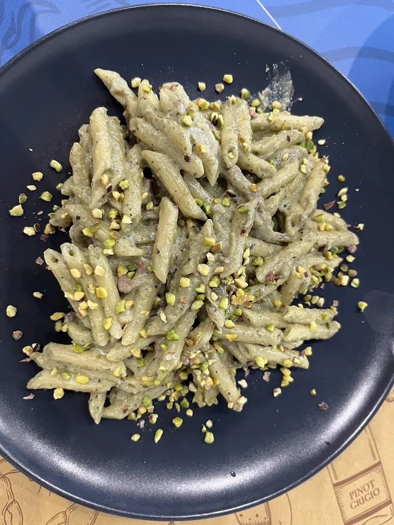 Gio Lauretta_Il Gatto Pescatore_Pozzillo_review