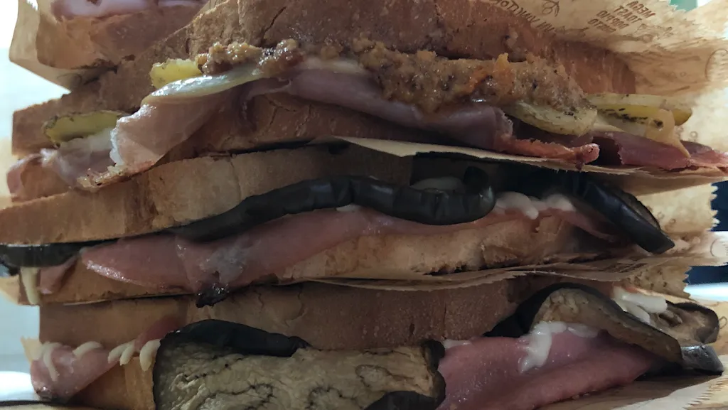 Plaza Toast_Pozzillo_slider_image_2