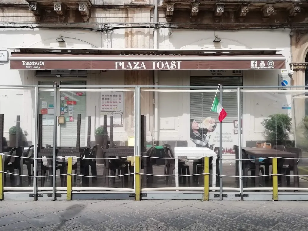 Plaza Toast_Pozzillo_slider_image_3