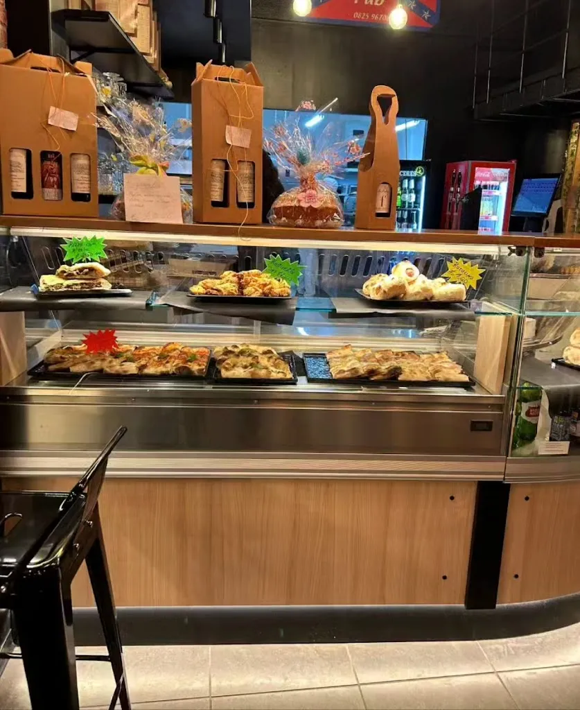 South Door restaurant in Pratola Serra