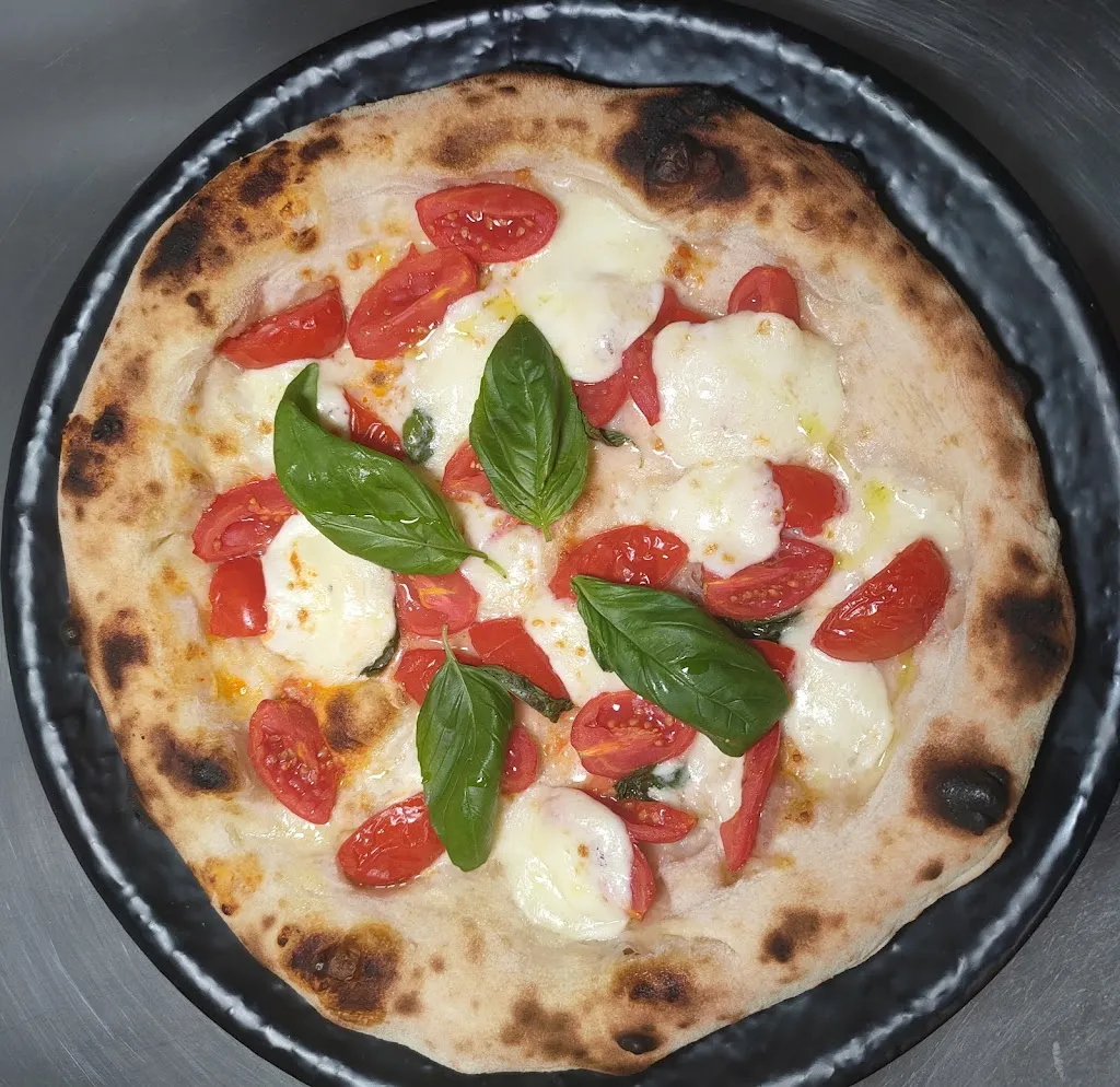 South Door_Pratola Serra_slider_image_2