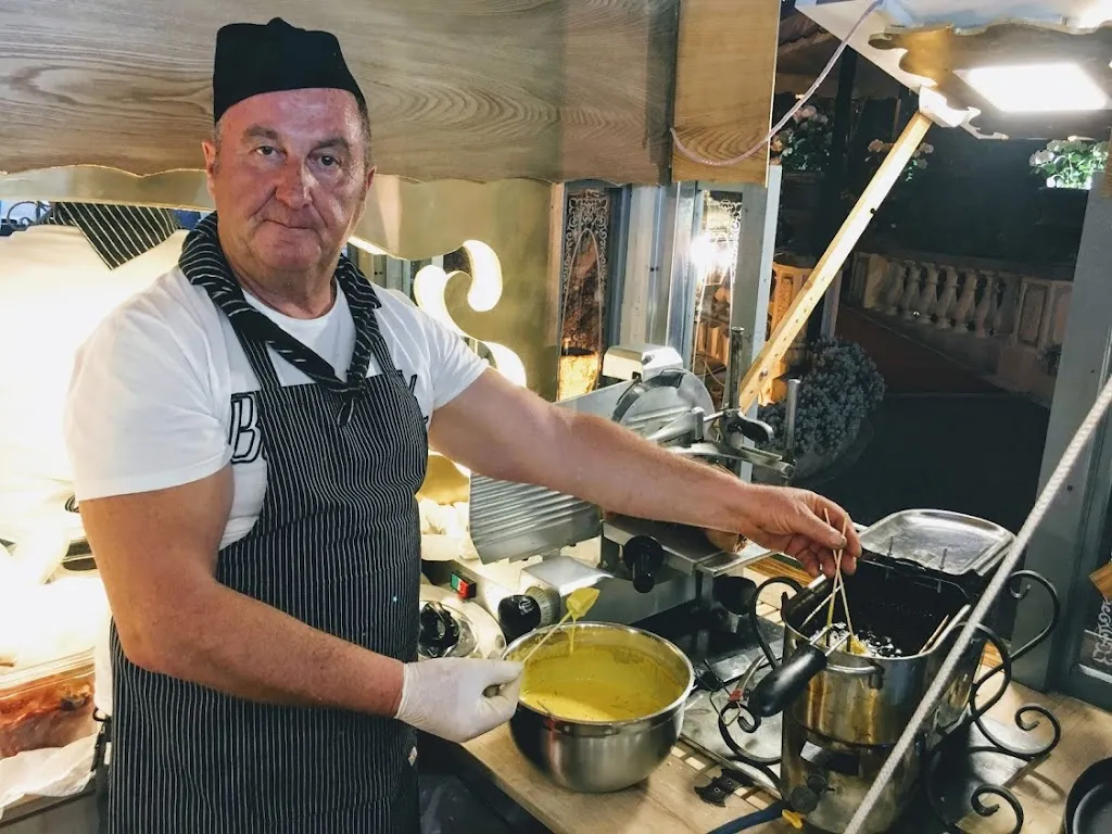 Roberto Riccardi_La Carrozza delle Spose_Prato Perillo_recensione